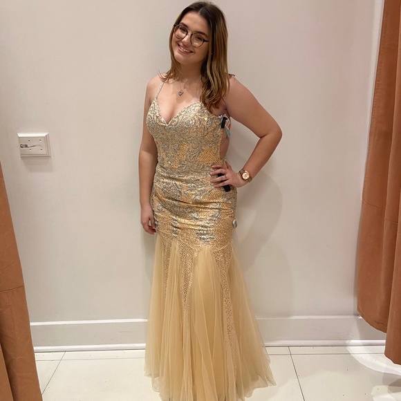 Prom Dress/ Formal Gown/ Camille La Vie 12